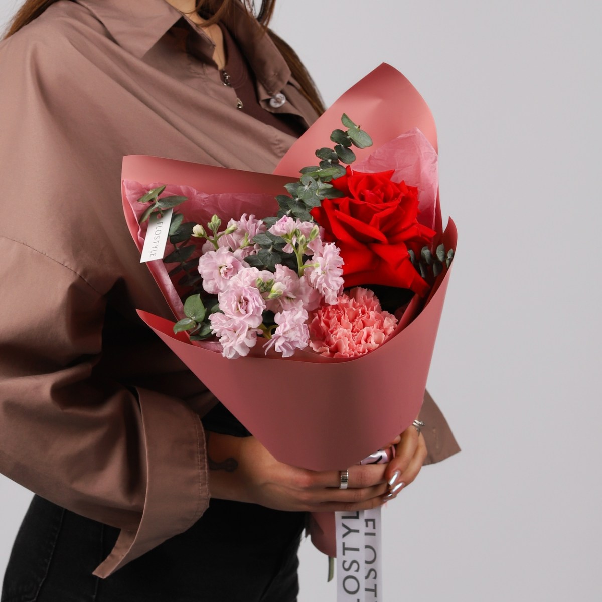 nedorogoj buket s francuzskoj rozoj 4